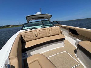 Sea Ray SLX 400 Outboard 49 2026 Sea Ray SLX 400 Outboard 50