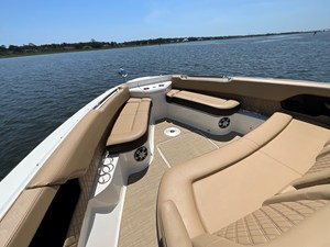 Sea Ray SLX 400 Outboard 52 2026 Sea Ray SLX 400 Outboard 53