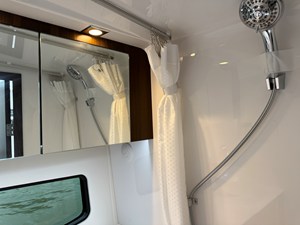 Cruisers Yachts 34 GLS Outboard 28 2026 Cruisers Yachts 34 GLS Outboard 29