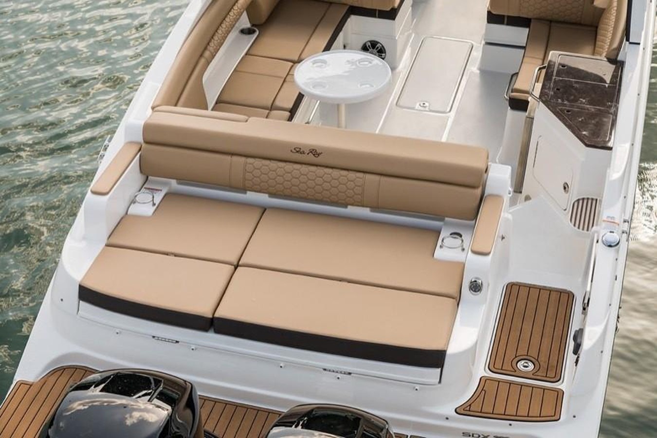 2027 Sea Ray SDX 290 Outboard 14