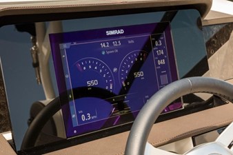2027 Sea Ray SDX 290 Outboard 19