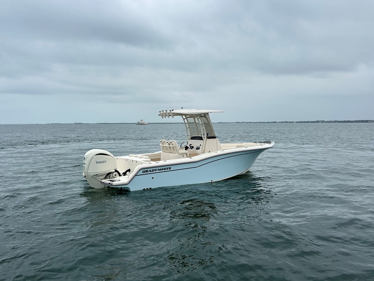 2026 Grady-White Fisherman 236 6