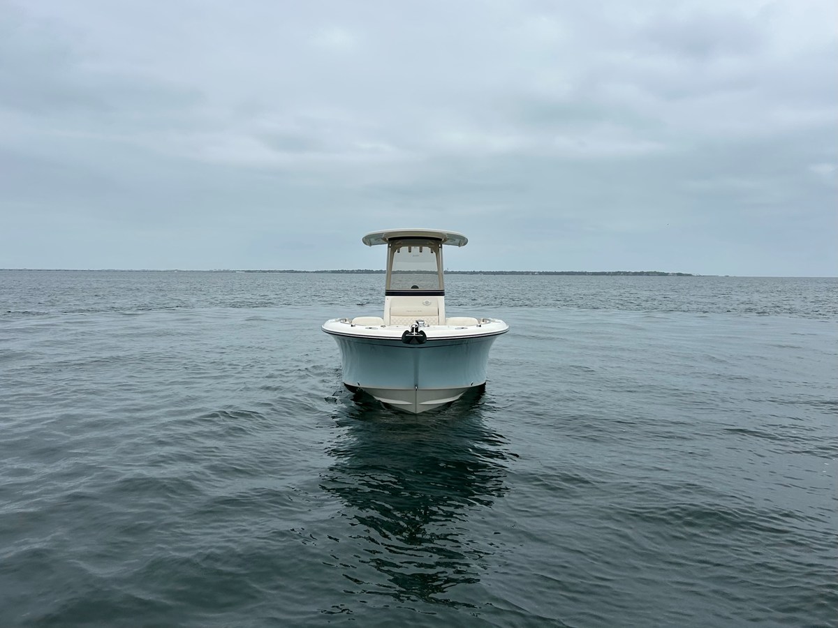 2026 Grady-White Fisherman 236 13