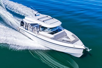 Cruisers Yachts 38 VTR 36 2026 Cruisers Yachts 38 VTR 37