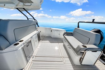 Cruisers Yachts 38 VTR 55 2026 Cruisers Yachts 38 VTR 56