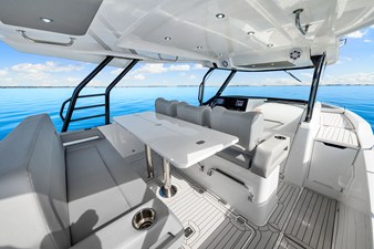 Cruisers Yachts 38 VTR 56 2026 Cruisers Yachts 38 VTR 57