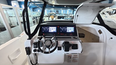 Cruisers Yachts 38 VTR 80 2026 Cruisers Yachts 38 VTR 81