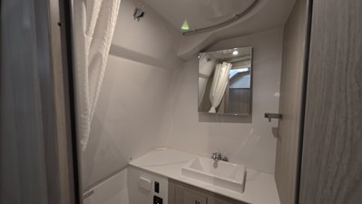 Cruisers Yachts 38 VTR 83 2026 Cruisers Yachts 38 VTR 84