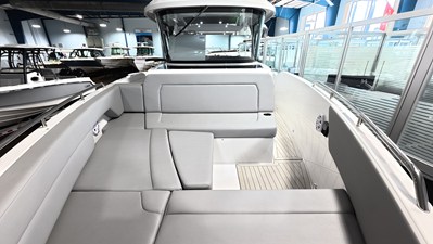 Cruisers Yachts 38 VTR 89 2026 Cruisers Yachts 38 VTR 90