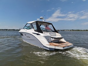 Sea Ray 320 SUNDANCER 1 2019 Sea Ray 320 SUNDANCER 2