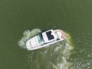 Sea Ray 320 SUNDANCER 5 2019 Sea Ray 320 SUNDANCER 6