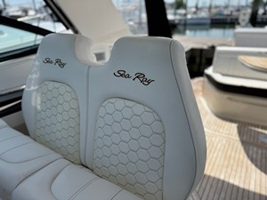 Sea Ray 320 SUNDANCER 24 2019 Sea Ray 320 SUNDANCER 25