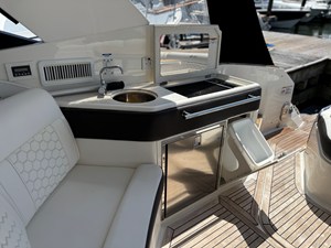 Sea Ray 320 SUNDANCER 30 2019 Sea Ray 320 SUNDANCER 31