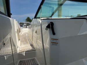 Sea Ray 320 SUNDANCER 39 2019 Sea Ray 320 SUNDANCER 40