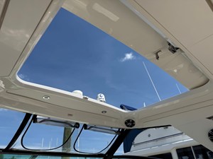 Sea Ray 320 SUNDANCER 53 2019 Sea Ray 320 SUNDANCER 54