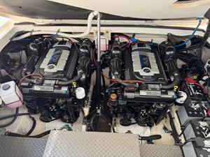 Sea Ray 320 SUNDANCER 56 2019 Sea Ray 320 SUNDANCER 57
