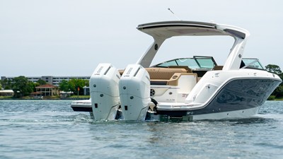 Sea Ray SLX 310 Outboard 2 2026 Sea Ray SLX 310 Outboard 3