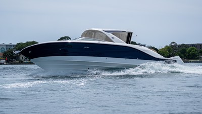 Sea Ray SLX 310 Outboard 30 2026 Sea Ray SLX 310 Outboard 31