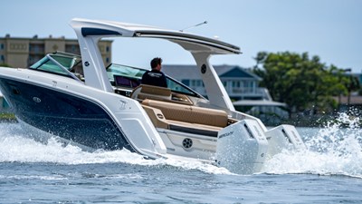 Sea Ray SLX 310 Outboard 33 2026 Sea Ray SLX 310 Outboard 34