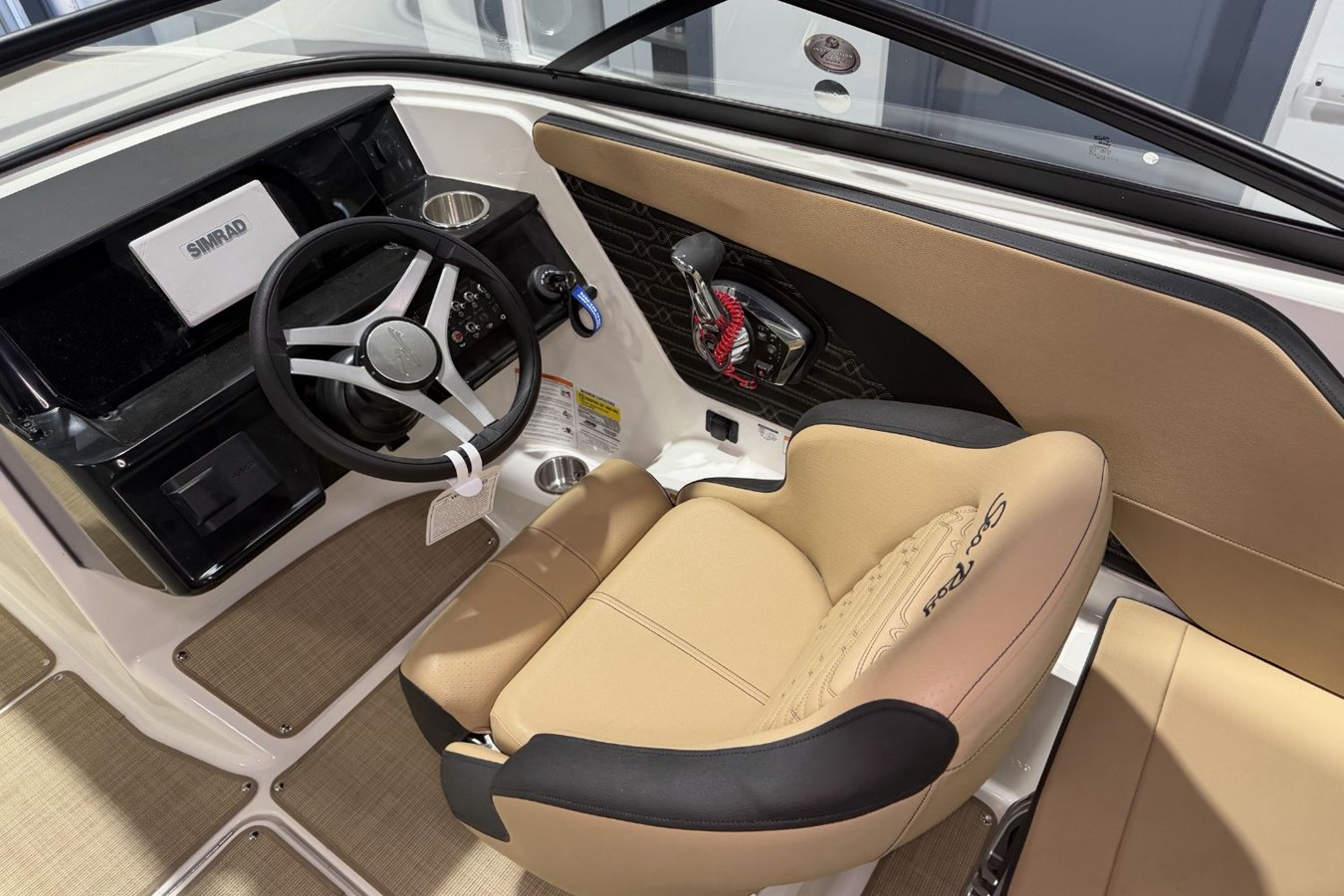 2026 Sea Ray SPX 210 Outboard 16