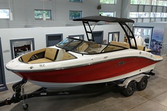 Sea Ray SPX 210 Outboard 1 2026 Sea Ray SPX 210 Outboard 2