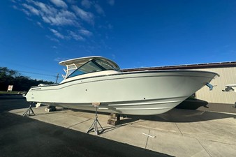 Grady-White Freedom 325 0 2026 Grady-White Freedom 325 1
