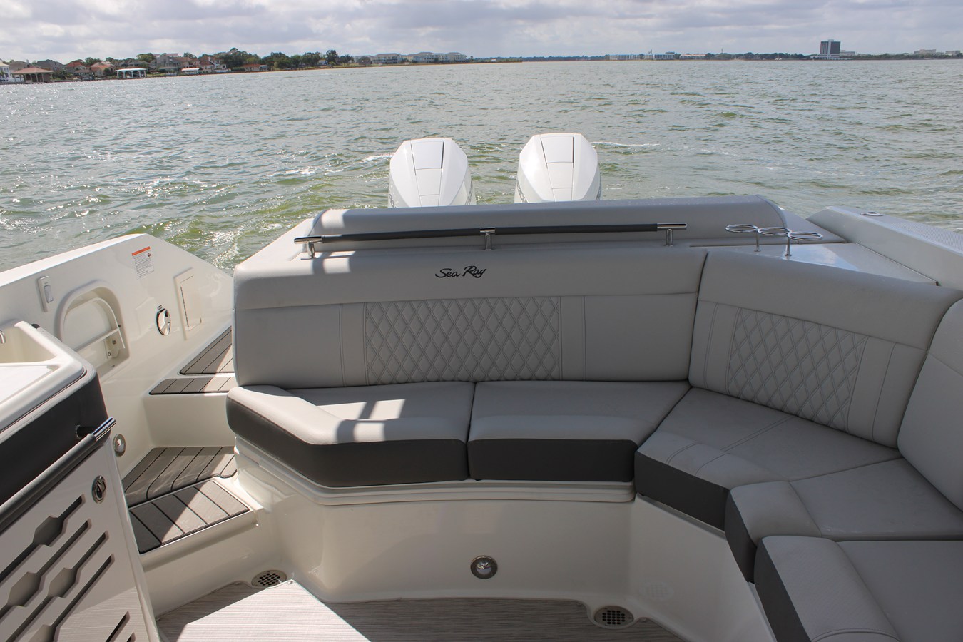 2027 Sea Ray SLX 310 Outboard 25