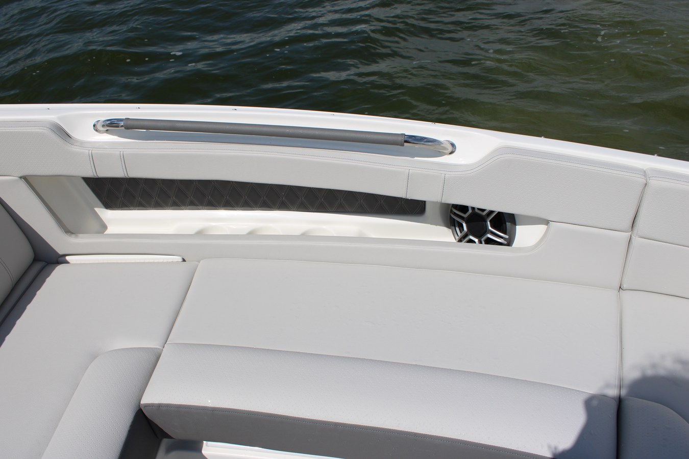 2027 Sea Ray SLX 310 Outboard 36