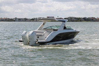Sea Ray SLX 310 Outboard 5 2027 Sea Ray SLX 310 Outboard 6