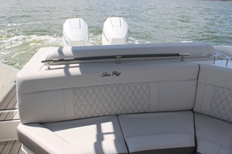 Sea Ray SLX 310 Outboard 19 2027 Sea Ray SLX 310 Outboard 20