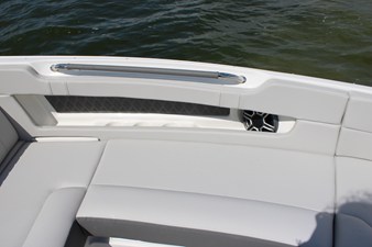 Sea Ray SLX 310 Outboard 35 2027 Sea Ray SLX 310 Outboard 36