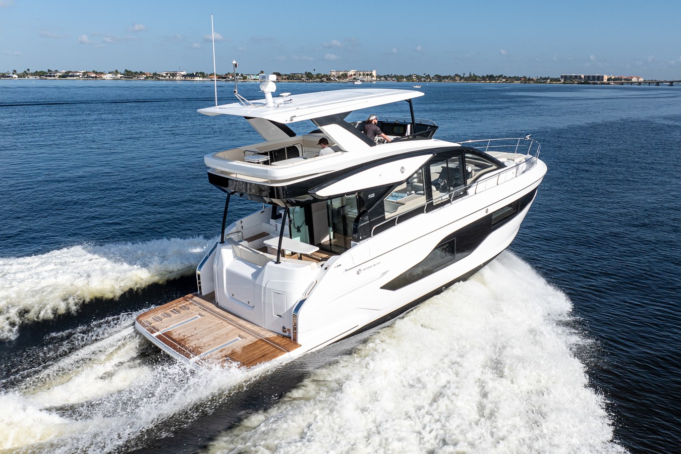 2026 Cruisers Yachts 50 FLY 3
