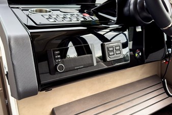 2026 Cruisers Yachts 50 FLY 37