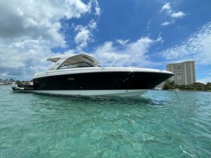 Sea Ray SLX 400 3 2023 Sea Ray SLX 400 4