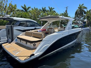 Sea Ray SLX 400 4 2023 Sea Ray SLX 400 5