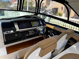 Sea Ray SLX 400 10 2023 Sea Ray SLX 400 11