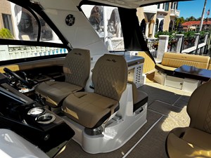 Sea Ray SLX 400 25 2023 Sea Ray SLX 400 26