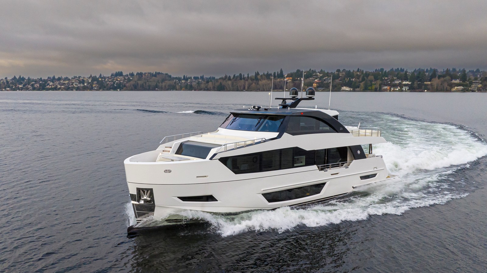 2027 Ocean Alexander 27R 5