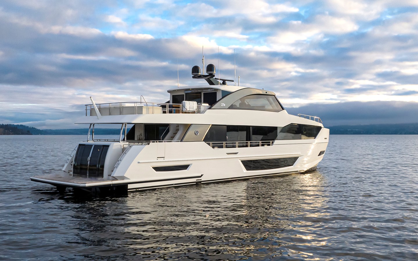 2027 Ocean Alexander 27R 8