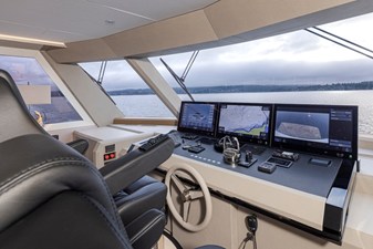 2027 Ocean Alexander 27R 48