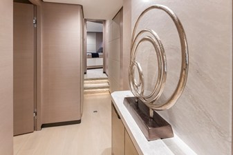 2027 Ocean Alexander 27R 54