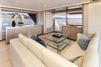 2027 Ocean Alexander 27R 65