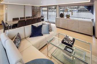 2027 Ocean Alexander 27R 69