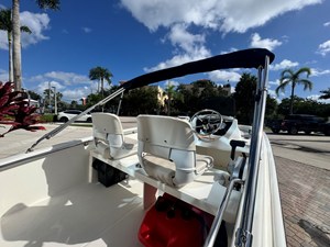 Boston Whaler 130 Super Sport 5 2027 Boston Whaler 130 Super Sport 6
