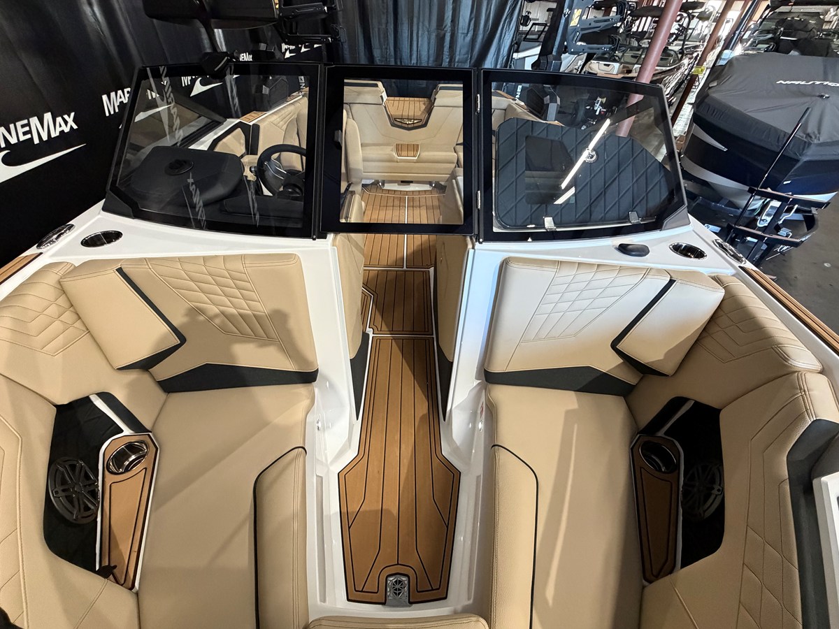 2026 Nautique Super Air Nautique S21 34