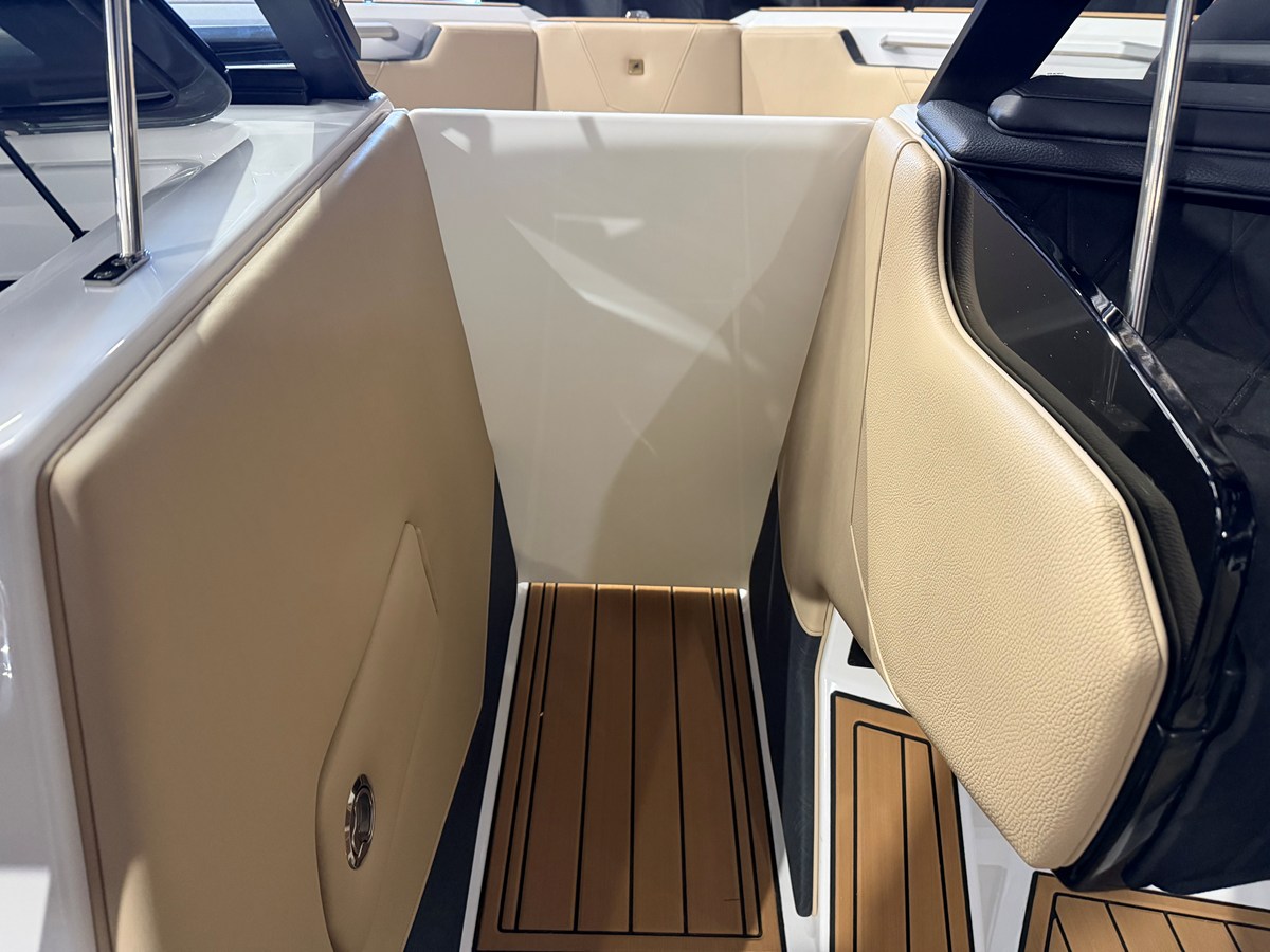2026 Nautique Super Air Nautique S21 38