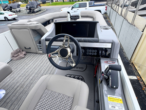 Harris Grand Mariner 250 17 2027 Harris Grand Mariner 250 18