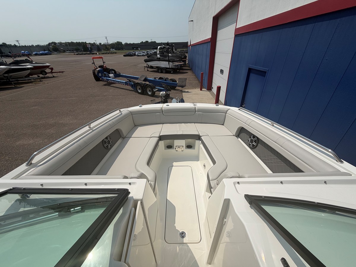 2026 Sea Ray SDX 290 16