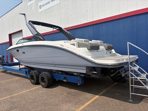 Sea Ray SDX 290 2 2026 Sea Ray SDX 290 3