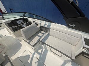 Sea Ray SDX 290 13 2026 Sea Ray SDX 290 14